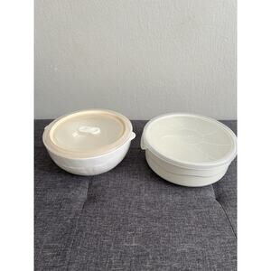 Set of 2 Round Houseware Stoneware Covered Bowls Food Storage/ Vented Lids